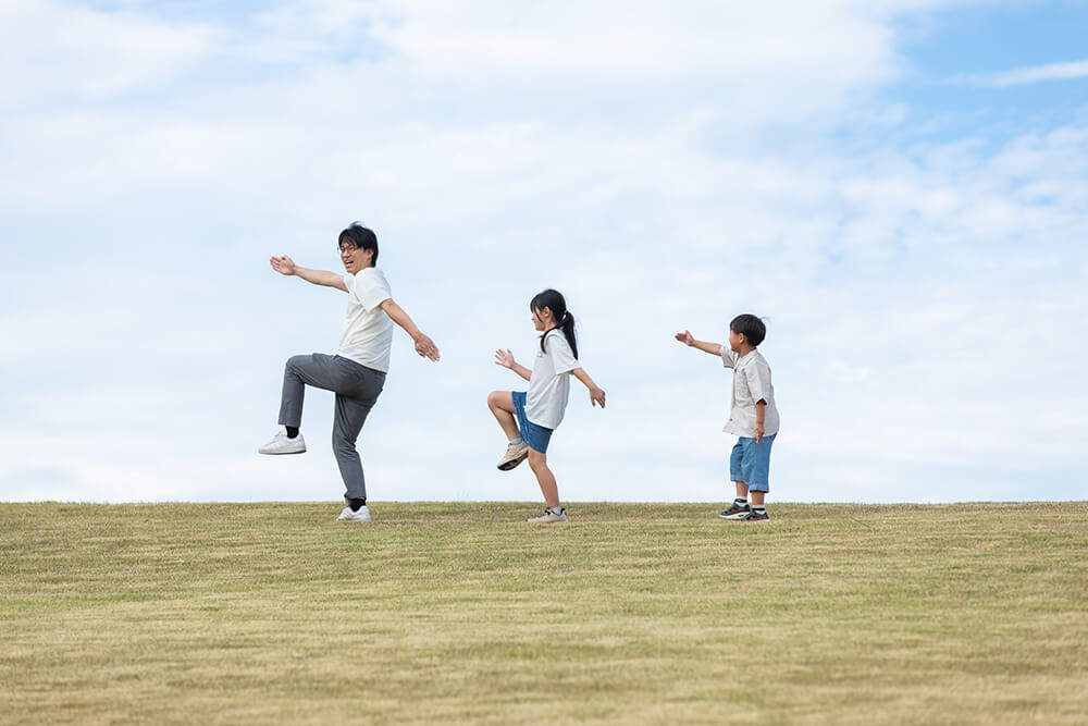 家族写真の身長差を表す一枚